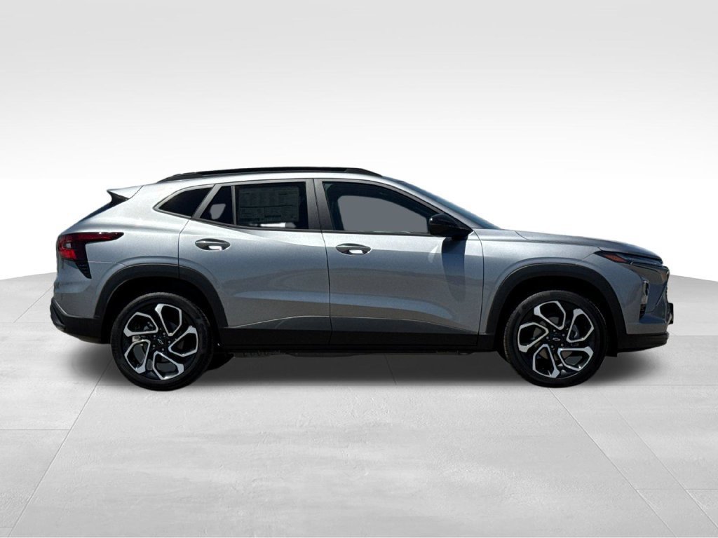 2026 Chevrolet Trax RS - Photo 6