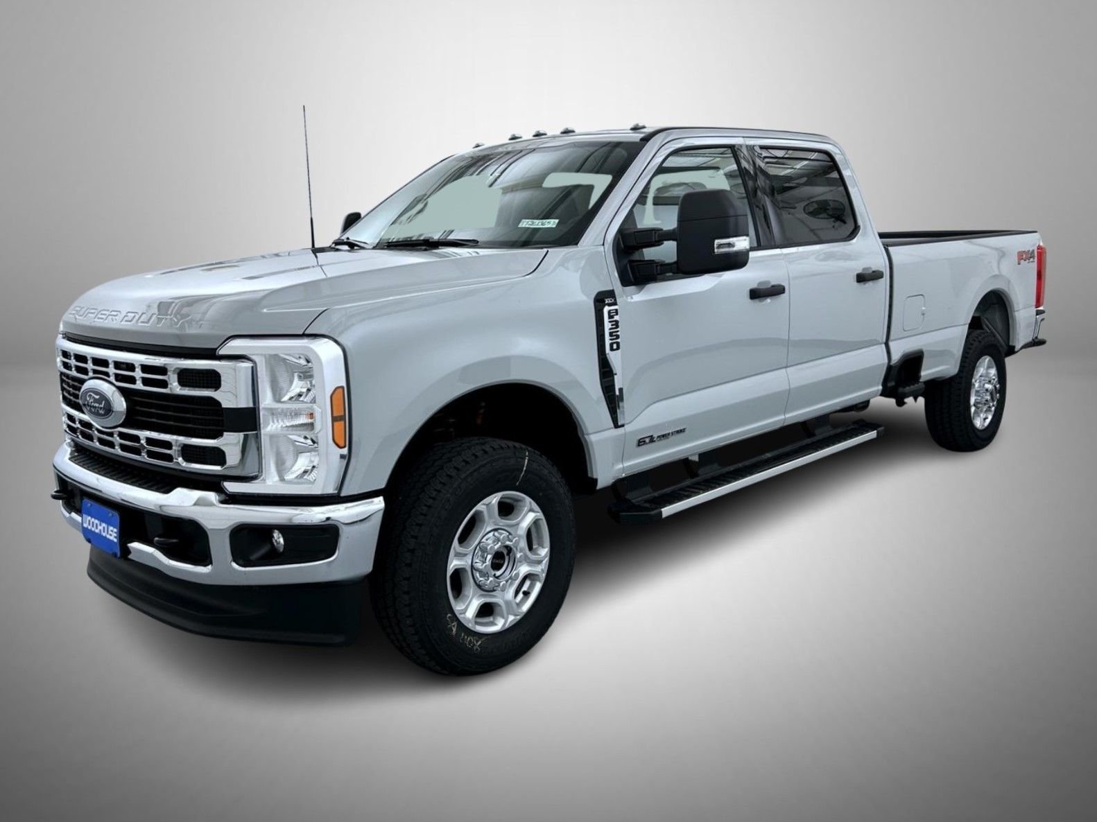 2026 Ford F-350 XLT 4x4 Crew Cab 8' Box SRW's photo