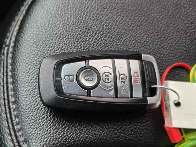 Used 2020 Magnetic Ford XLT image 37