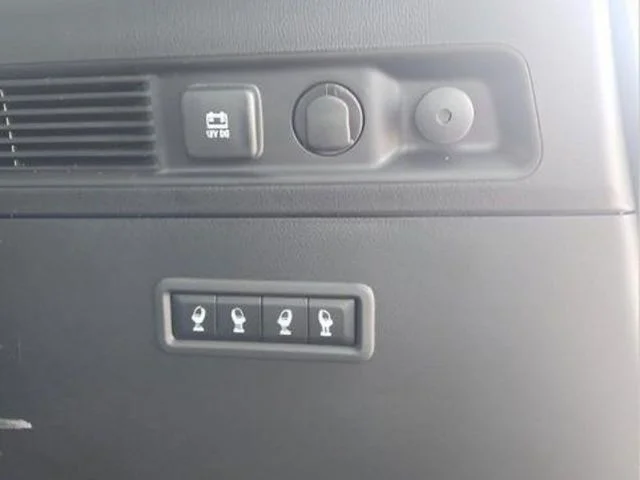 New 2026 High Gloss Black Exterior Paint Jeep Limited Altitude image 25