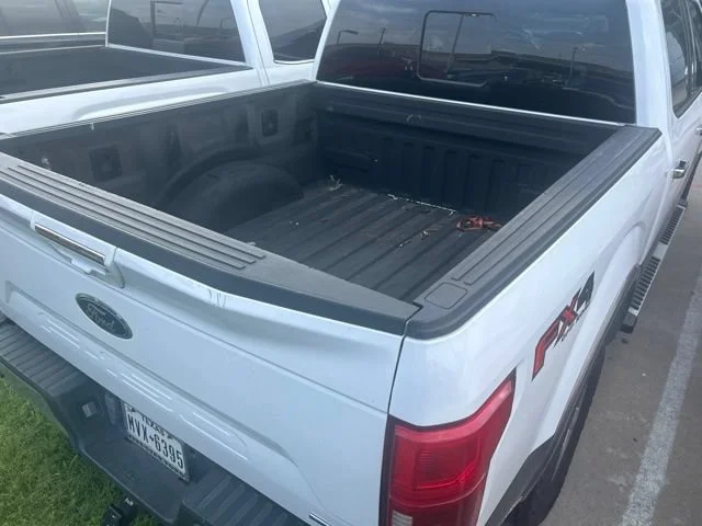 Used 2018 White Ford XL image 5