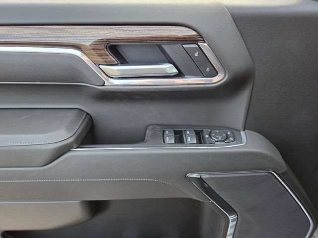New 2026 Sterling Gray Metallic Chevrolet LT image 9