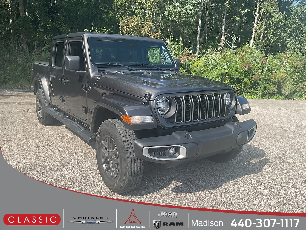 Certified Used 2024 GRAY Jeep Sport S image 1