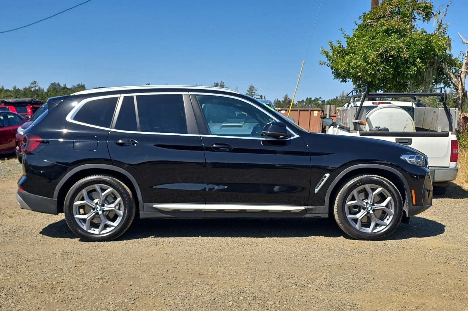 Used 2023 Black BMW xDrive30i image 3