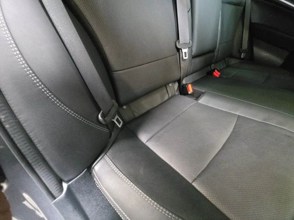Used 2019 Gray Subaru 2.5i image 29