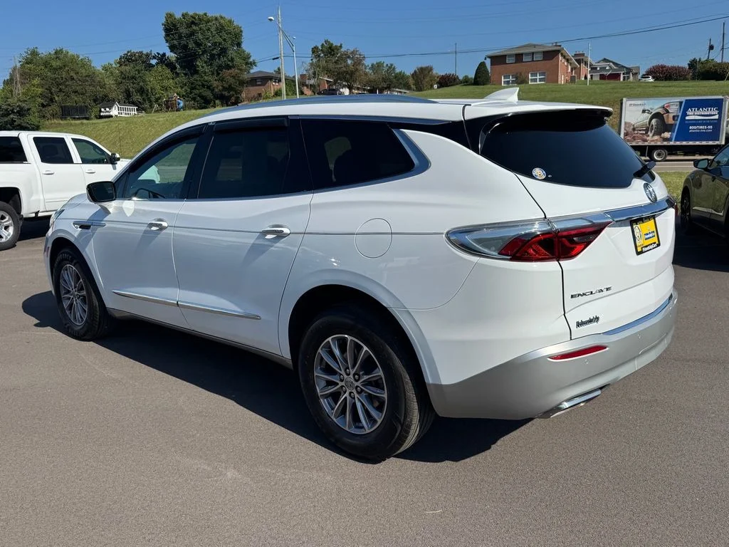 Used 2024 White Buick Premium Group image 5