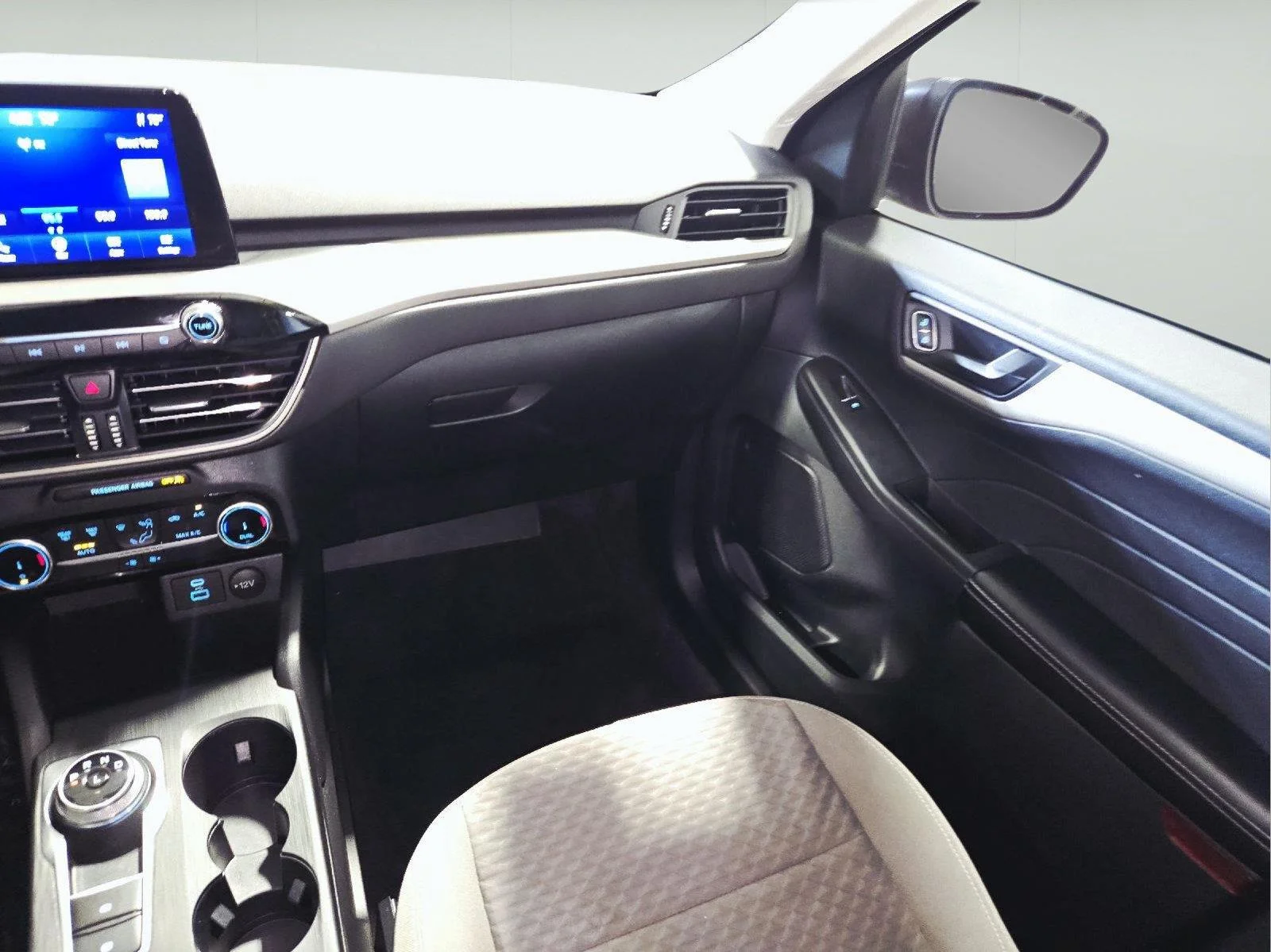 Used 2022 Stone Blue FORD SE image 38
