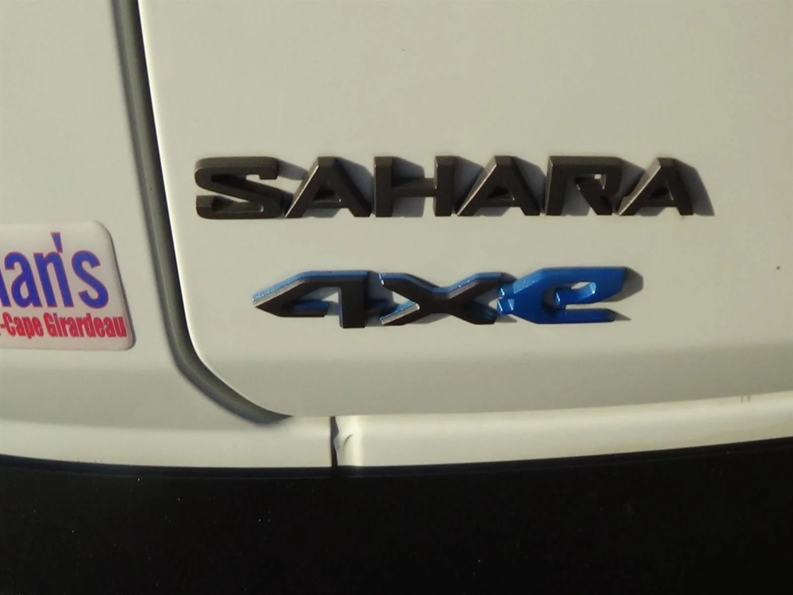 Certified Used 2025 Bright White Clear Coat (pw7) Jeep Backcountry 4xe image 10