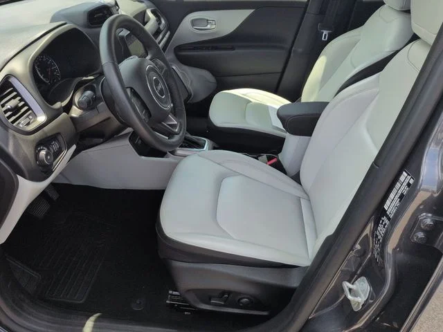 Used 2022 Gray Jeep Limited image 14