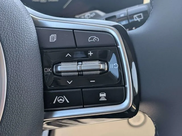New 2026 Snow White Pearl Kia SX image 27