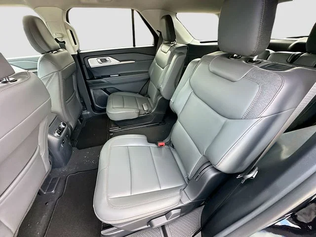 New 2026 Black Metallic Ford Active image 17
