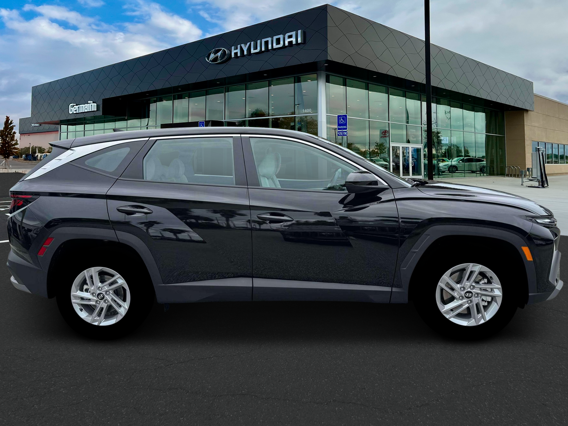 New 2026 Phantom Black Hyundai SE FWD image 9