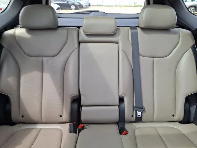 Used 2023 Black Hyundai Limited image 19