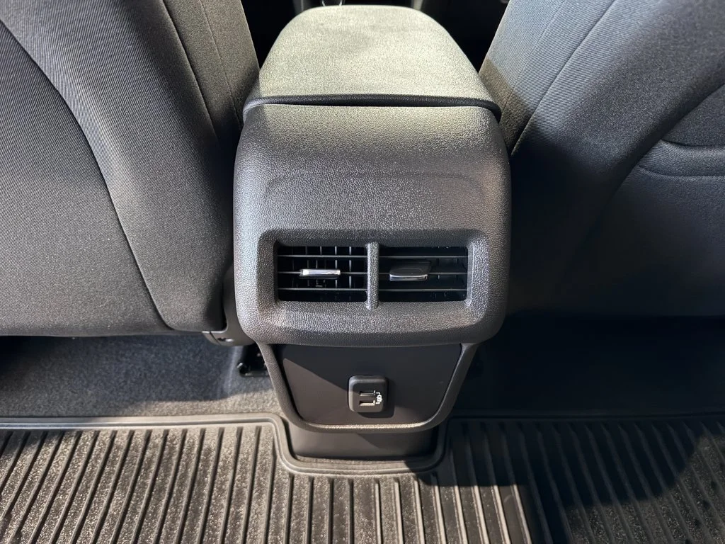 2024 Chevrolet Equinox LT - Photo 27