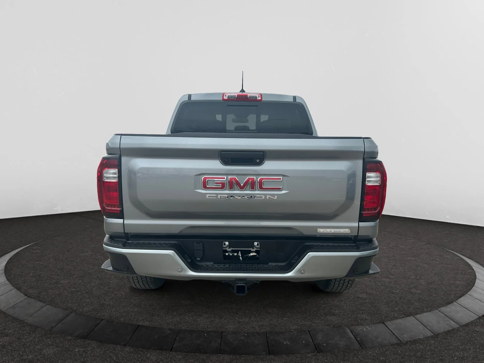 New 2026 Sterling Metallic GMC Elevation image 4