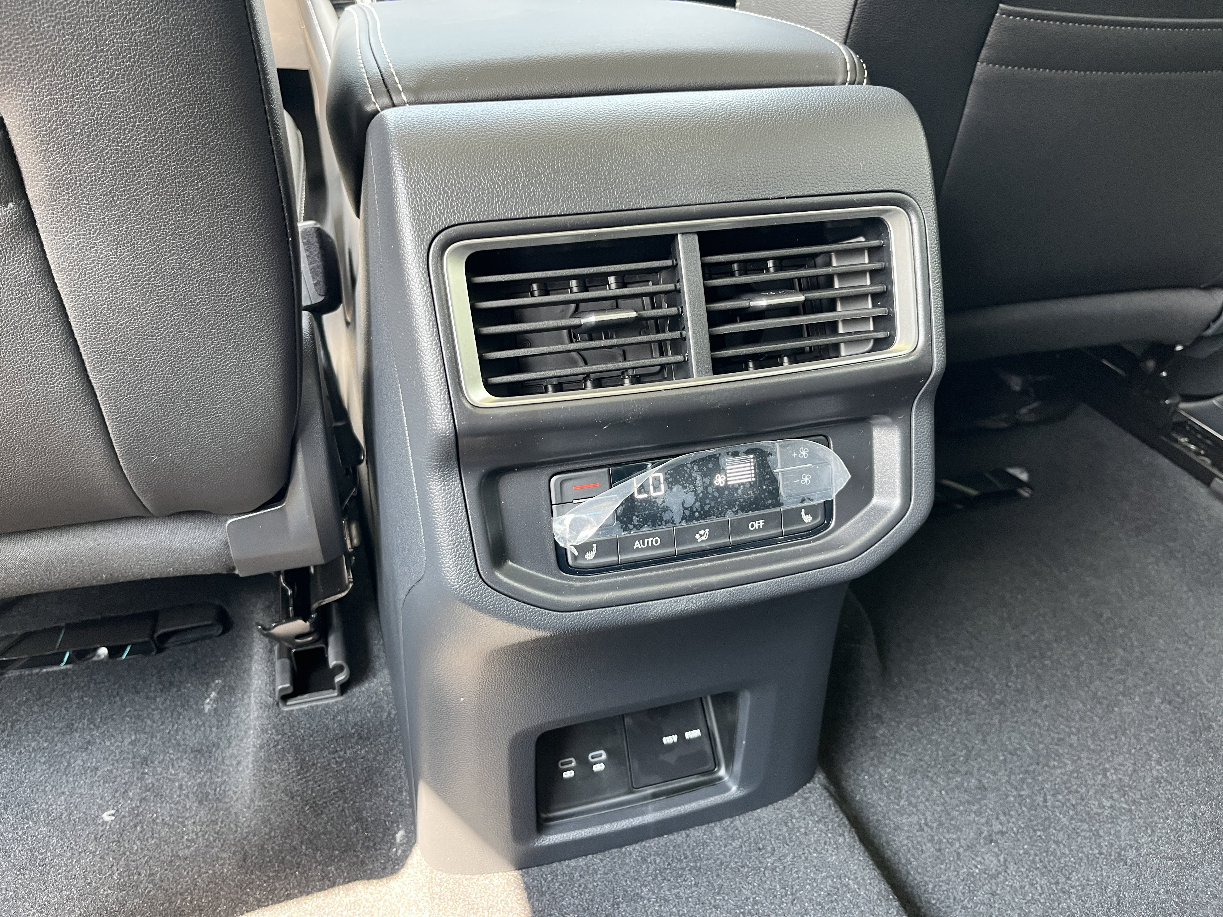 New 2026 Pure Gray Volkswagen 2.0T SEL image 5