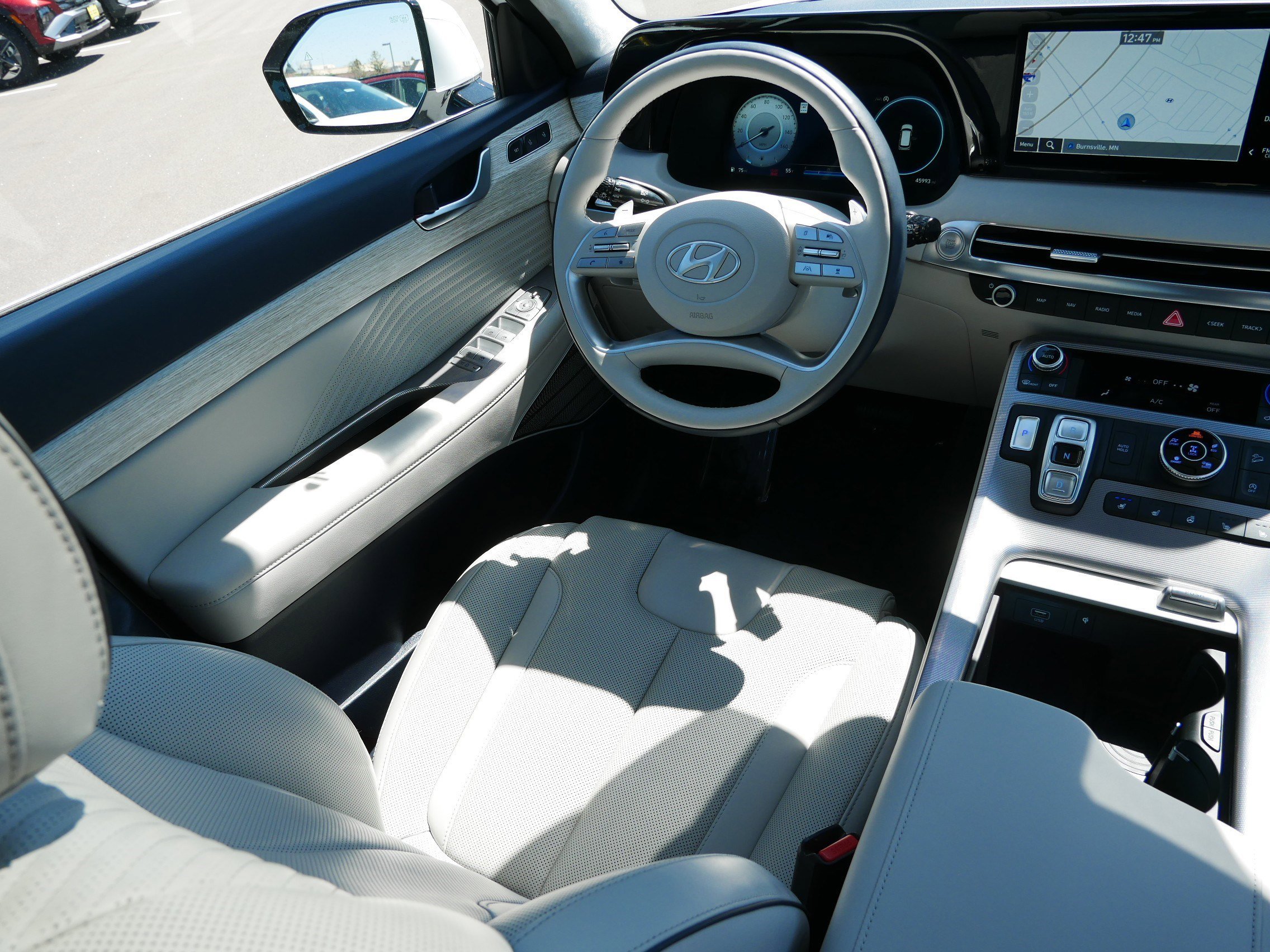 Certified Used 2024 Hyper White Hyundai Calligraphy image 9