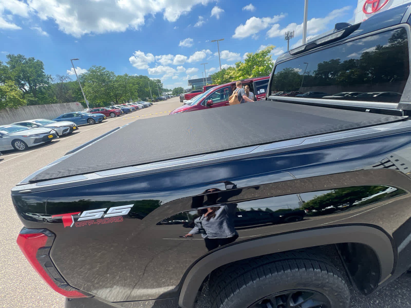 Used 2023 Midnight Black Metallic Toyota SR5 image 3