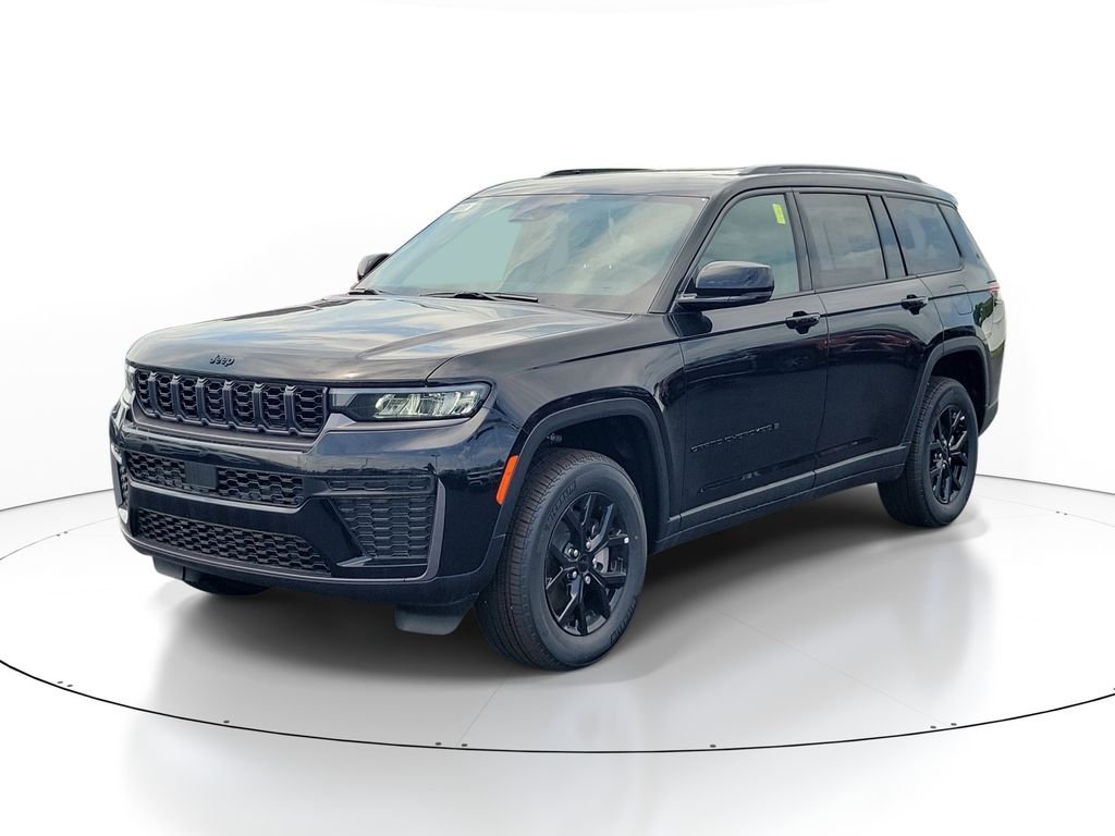New 2026 Diamond Black Crystal Pearl-Coat Exterior Paint Jeep Altitude image 2