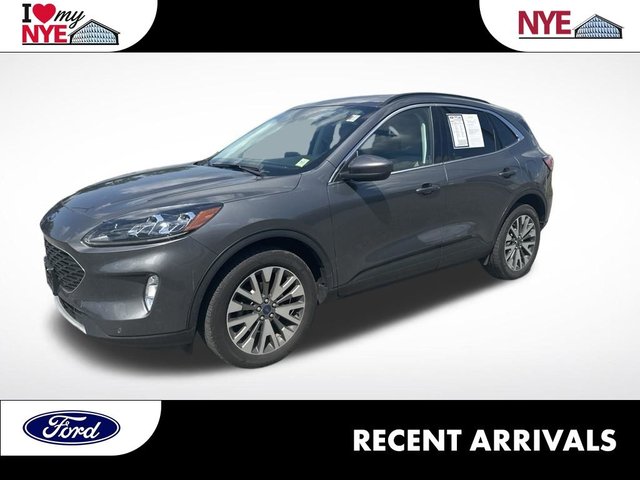 2022 Ford Escape Titanium