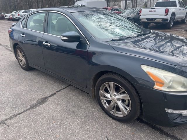 Used 2015 Nissan Altima SL with VIN 1N4AL3AP9FN392597 for sale in Kernersville, NC