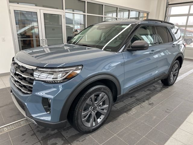 New 2026 Vapor Blue Metallic Ford Active image 3