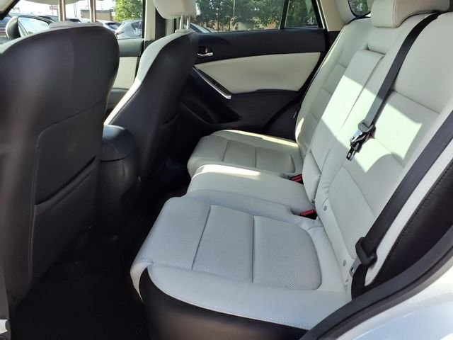Used 2016 White Mazda Grand Touring image 18