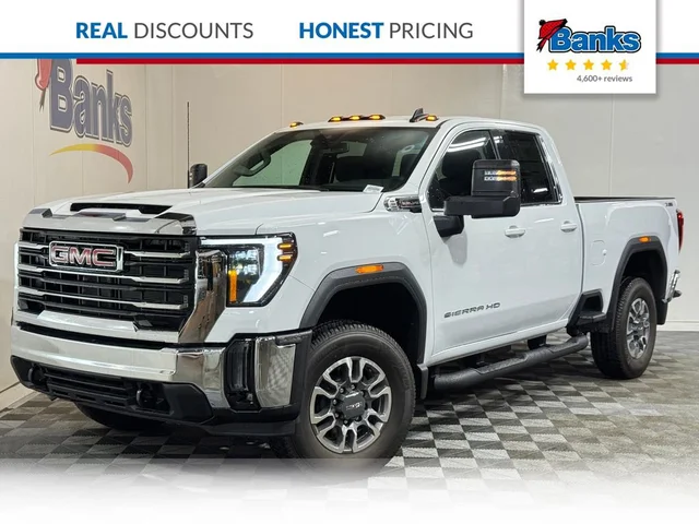 2026 GMC Sierra 4WD Double Cab Standard Box SLE's photo