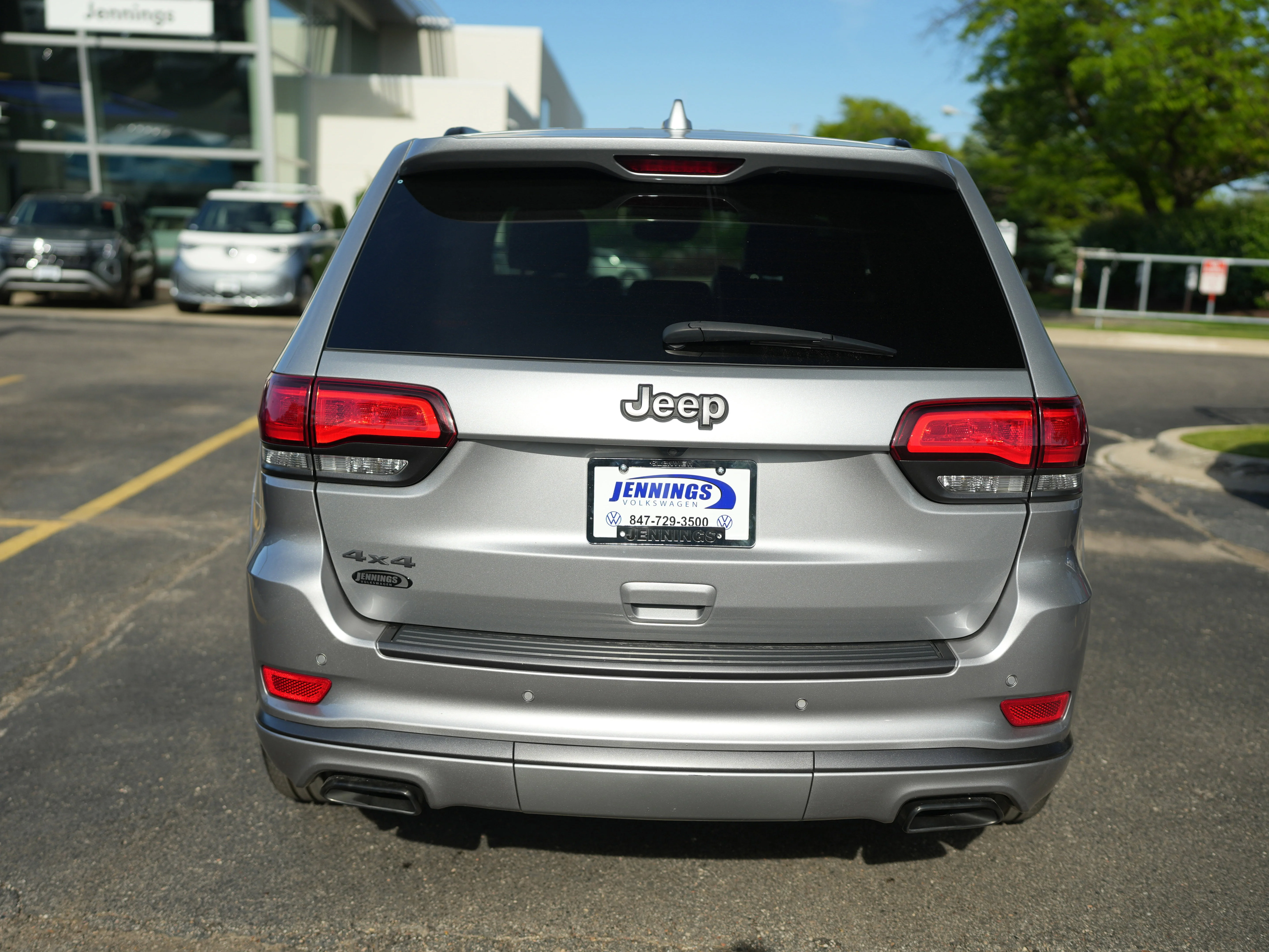 Used 2018 Billet Silver Metallic Clearcoat Jeep High Altitude image 6