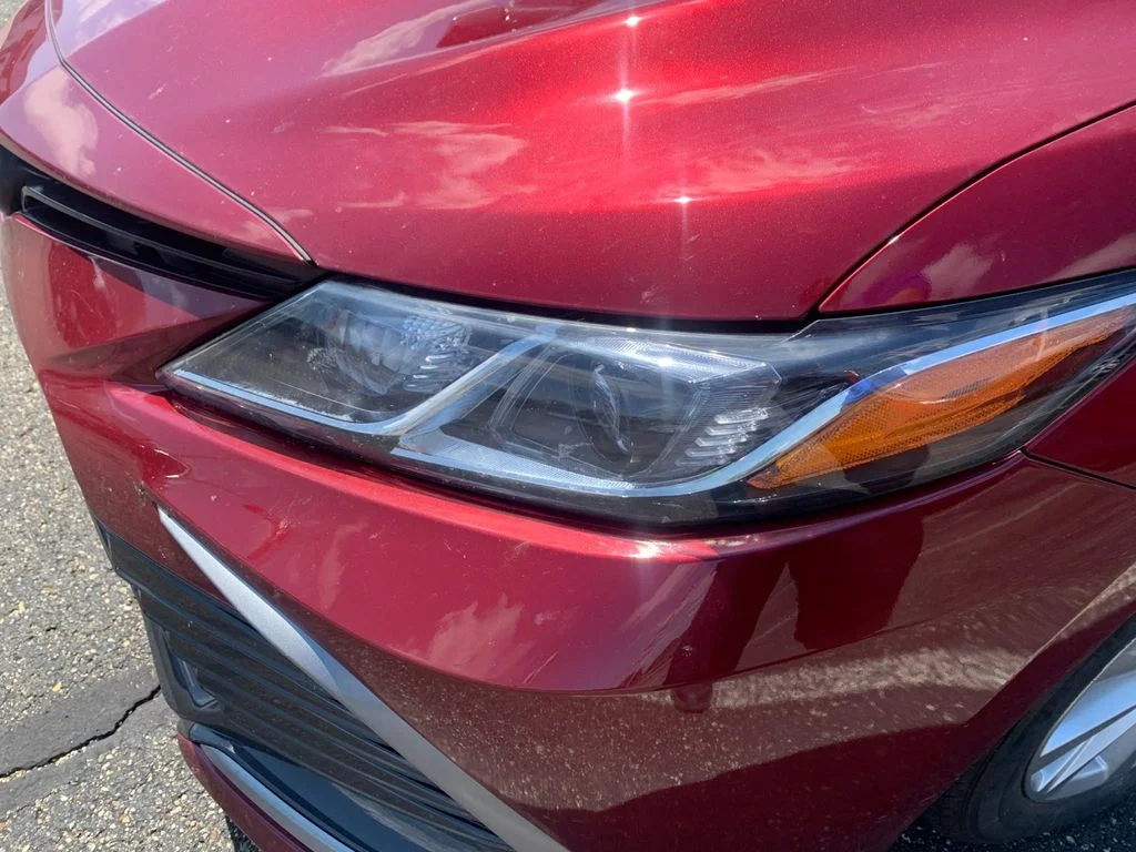 Used 2022 Red Toyota LE image 9