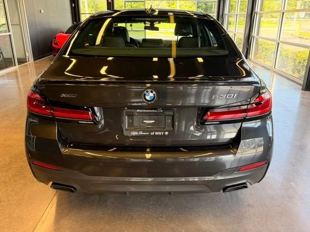 Used 2023 Dark Graphite Metallic BMW 530i xDrive image 8