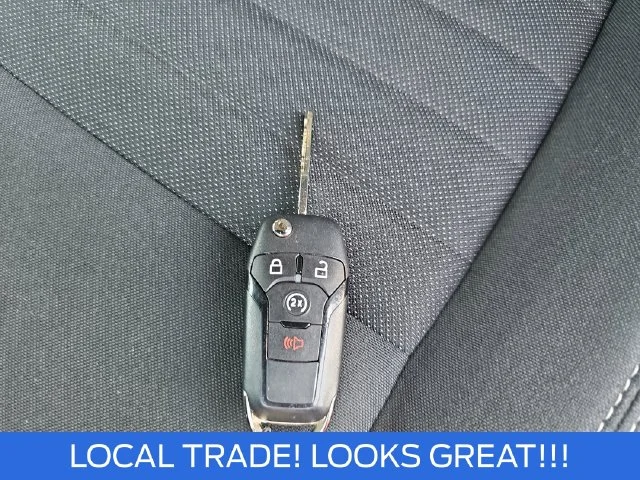 Used 2021 Black Ford XLT image 32