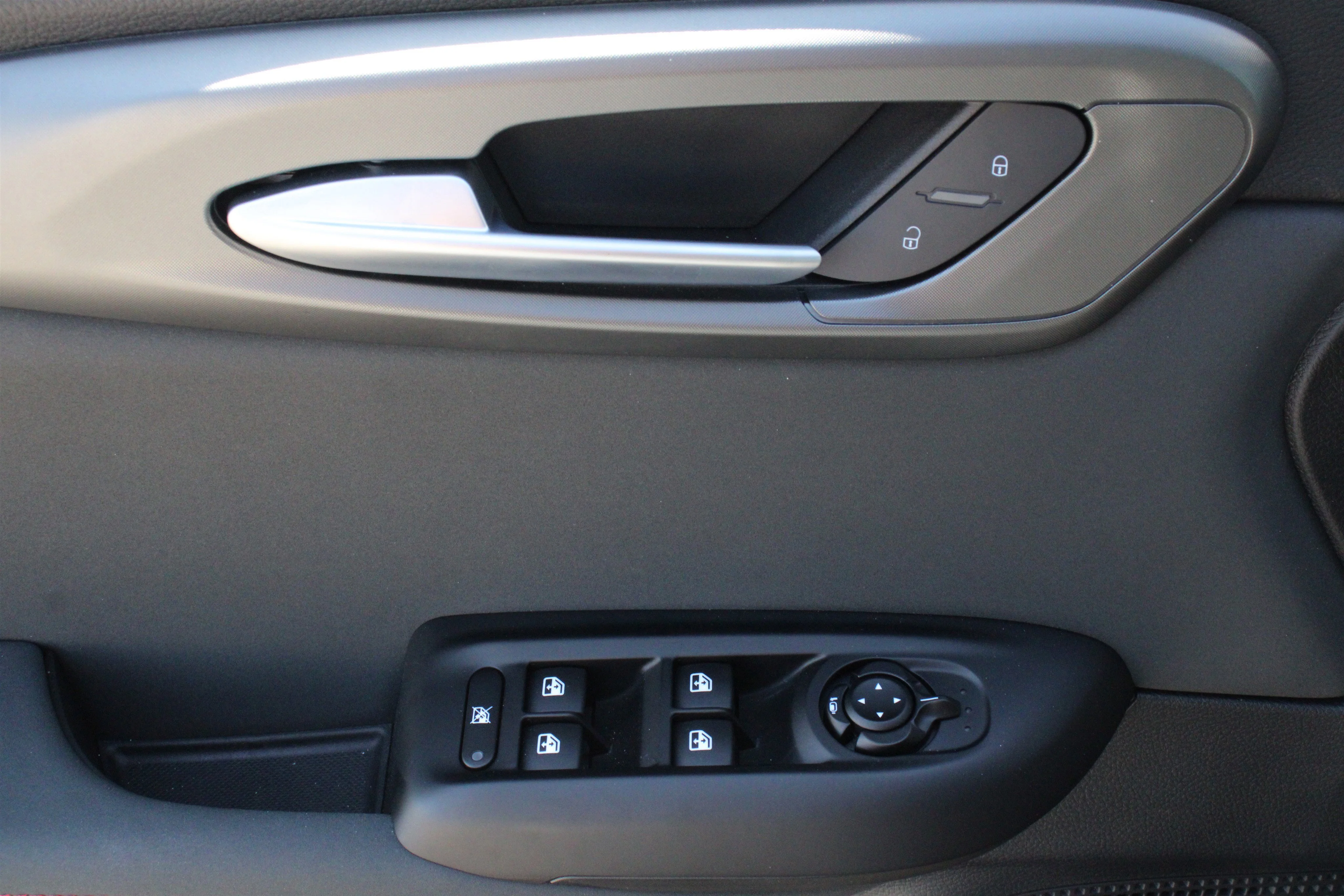 2025 Dodge Hornet GT - Photo 7