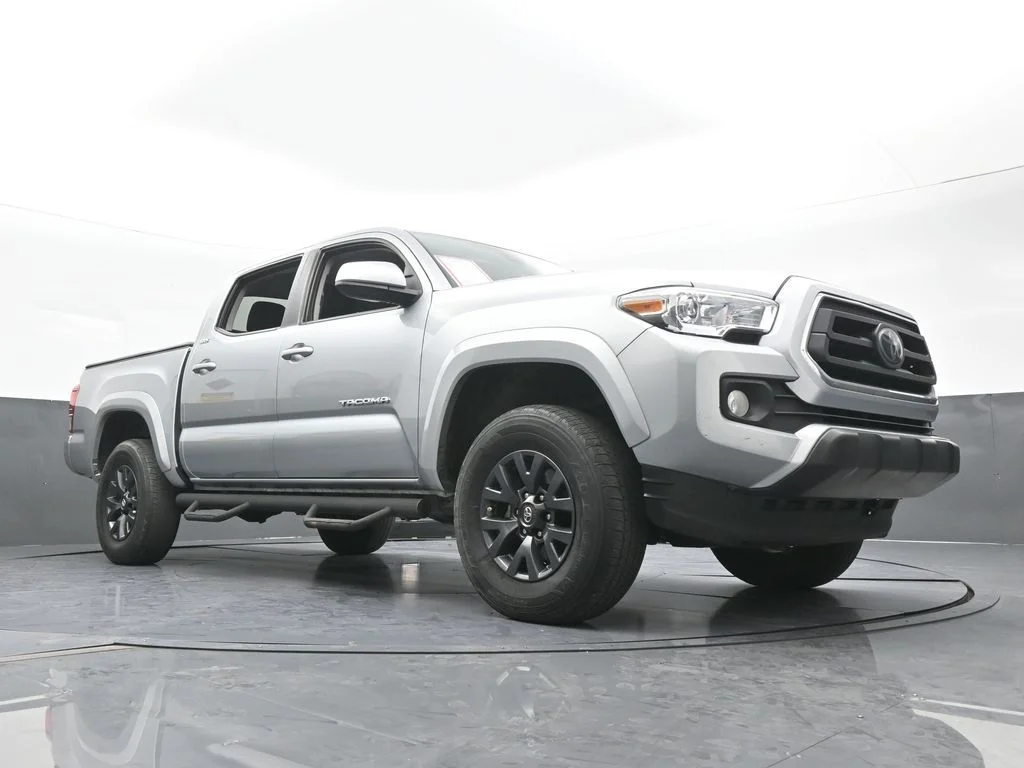 Used 2023 Lunar Rock Toyota SR5 image 58