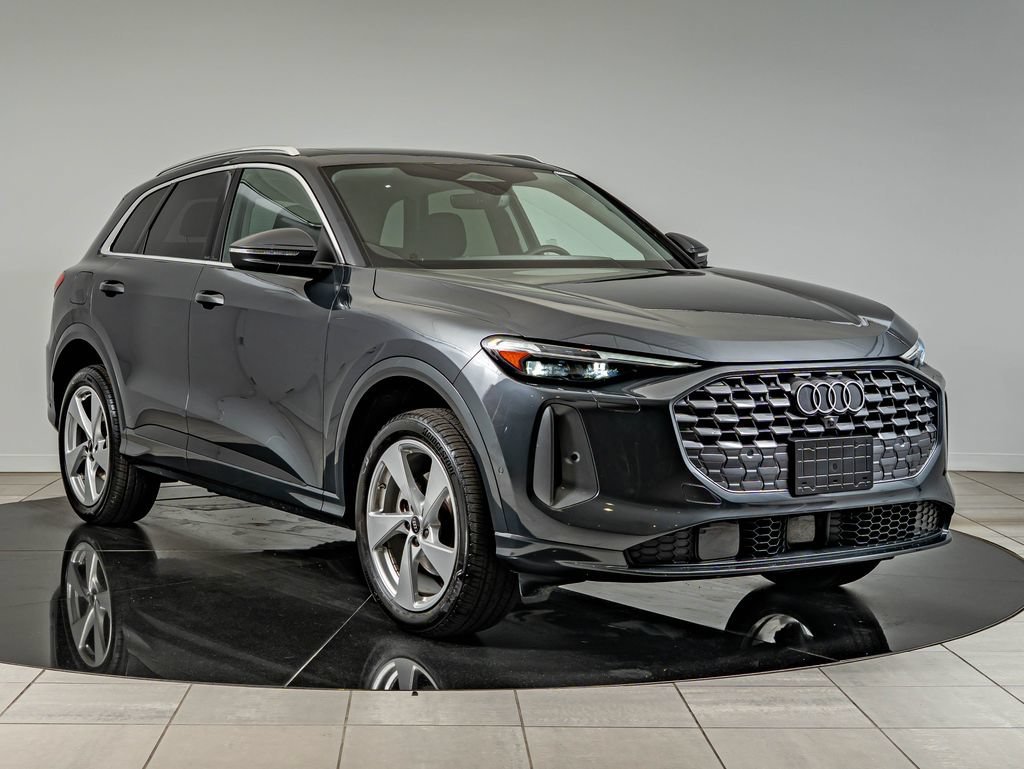 Used 2025 Manhattan Gray Metallic Audi 2.0T Premium Plus image 3