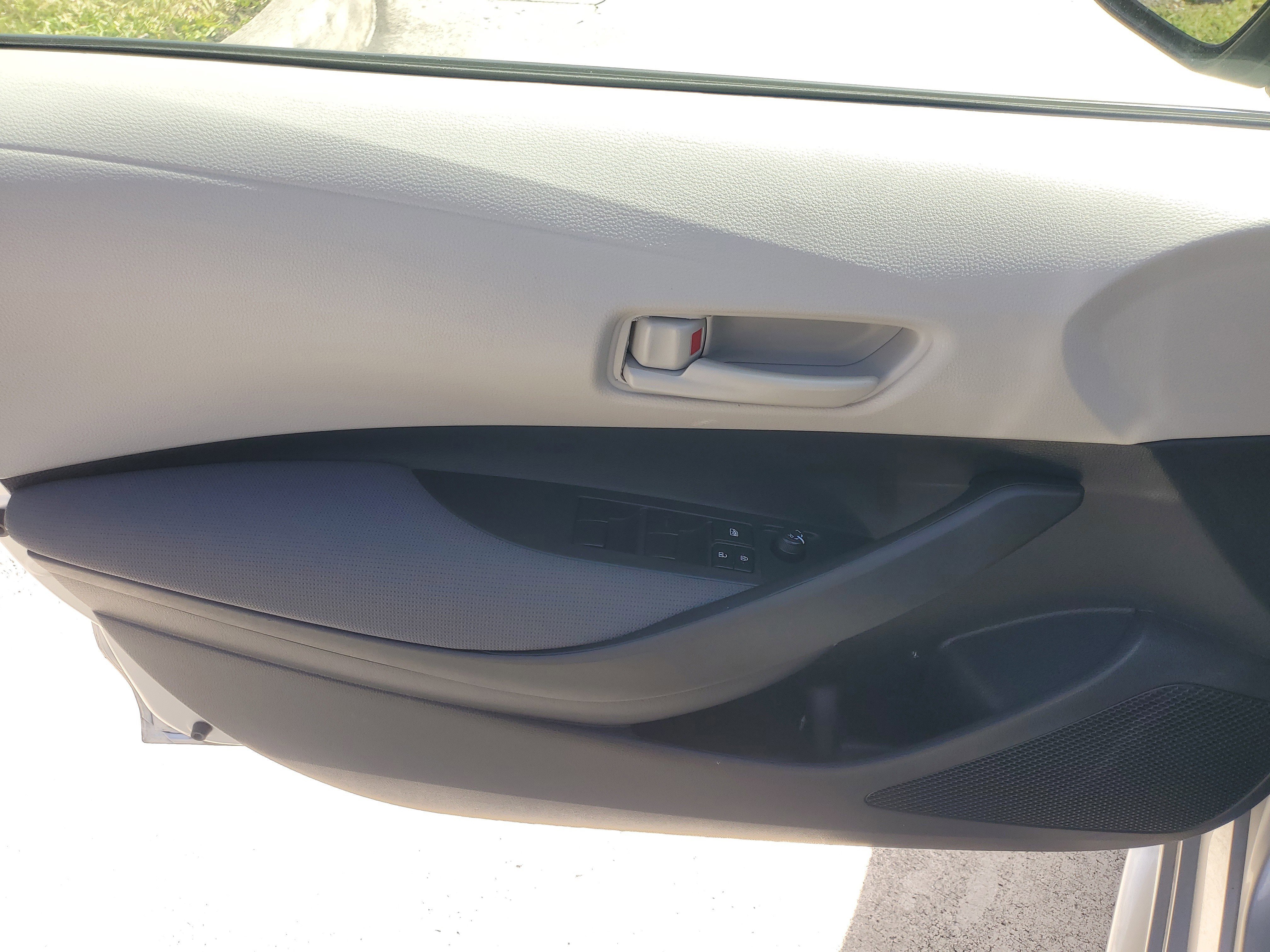 Certified Used 2025 Classic Silver Metallic Toyota LE image 18
