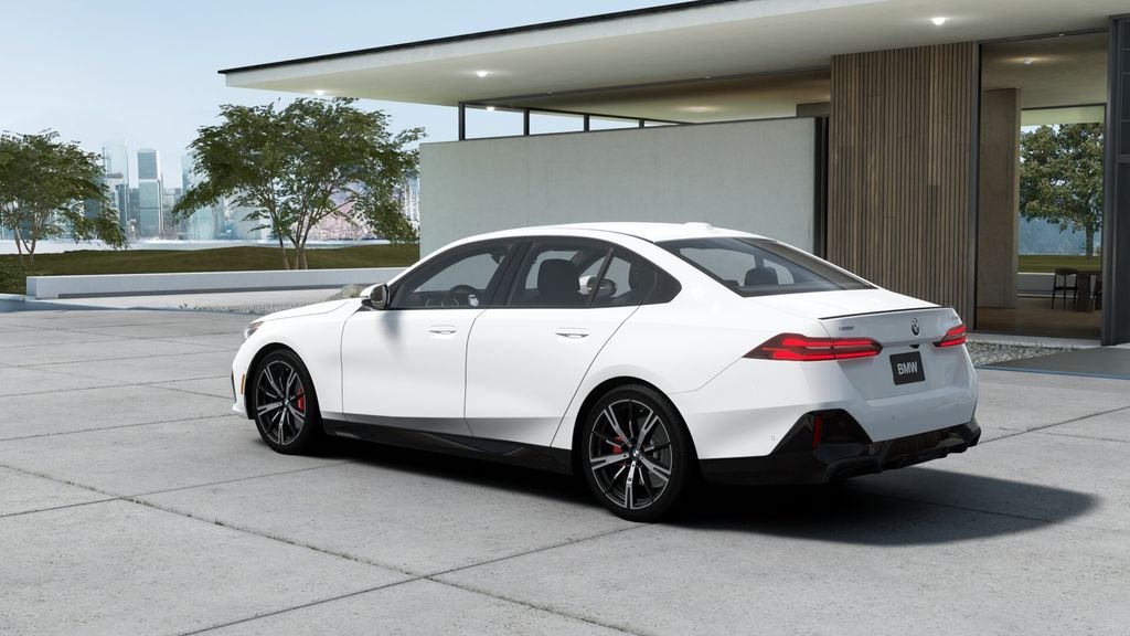 New 2027 Alpine White BMW 530i xDrive image 2