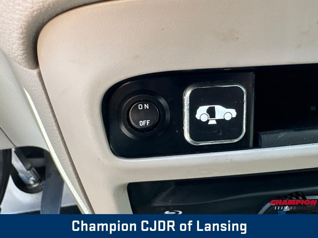 Used 2017 White Chrysler Touring L Plus image 32