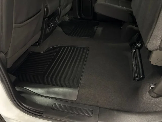 Used 2024 Summit White Chevrolet Custom image 30