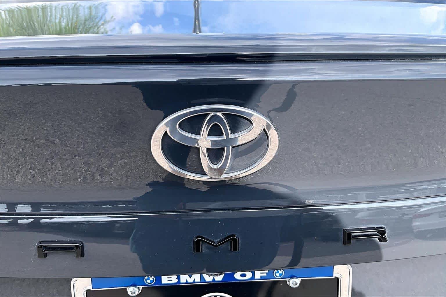 Used 2025 Underground Toyota SE image 30