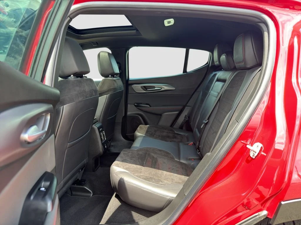 Used 2024 Red Alfa Romeo Veloce image 25