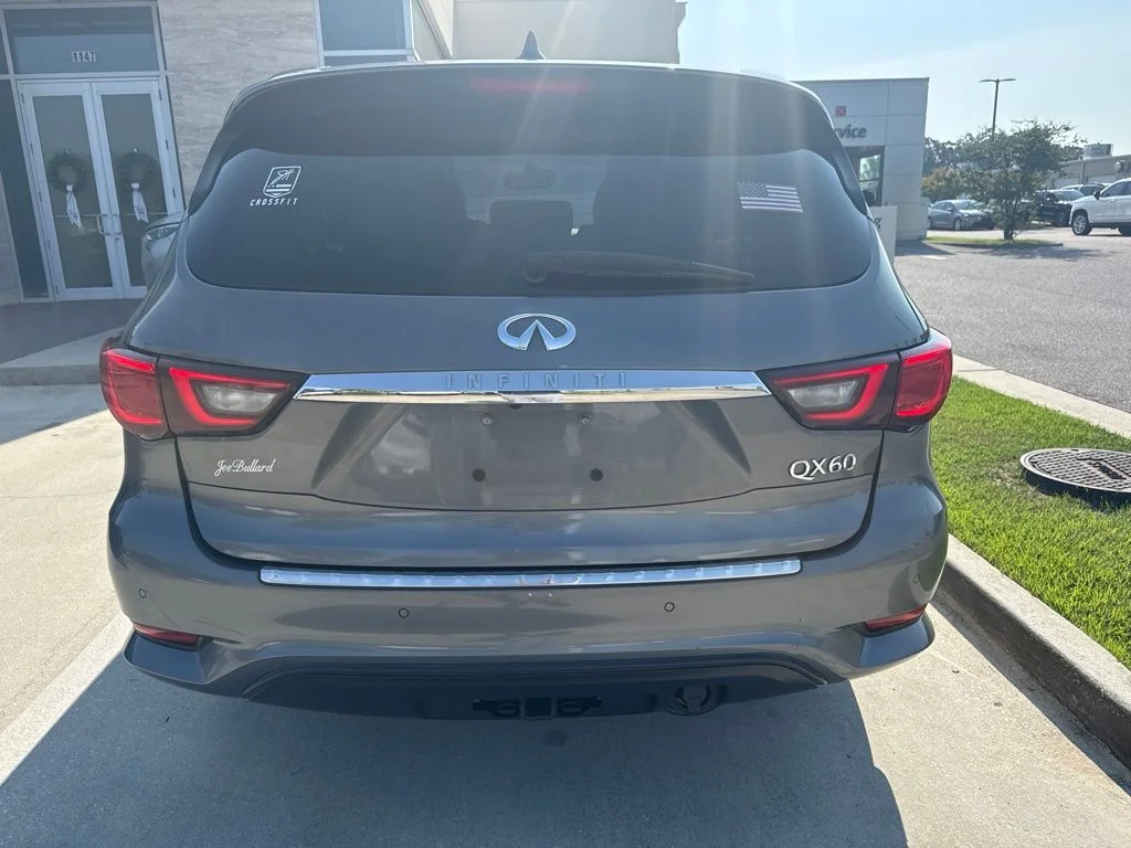 Used 2019 Gray INFINITI LUXE image 6
