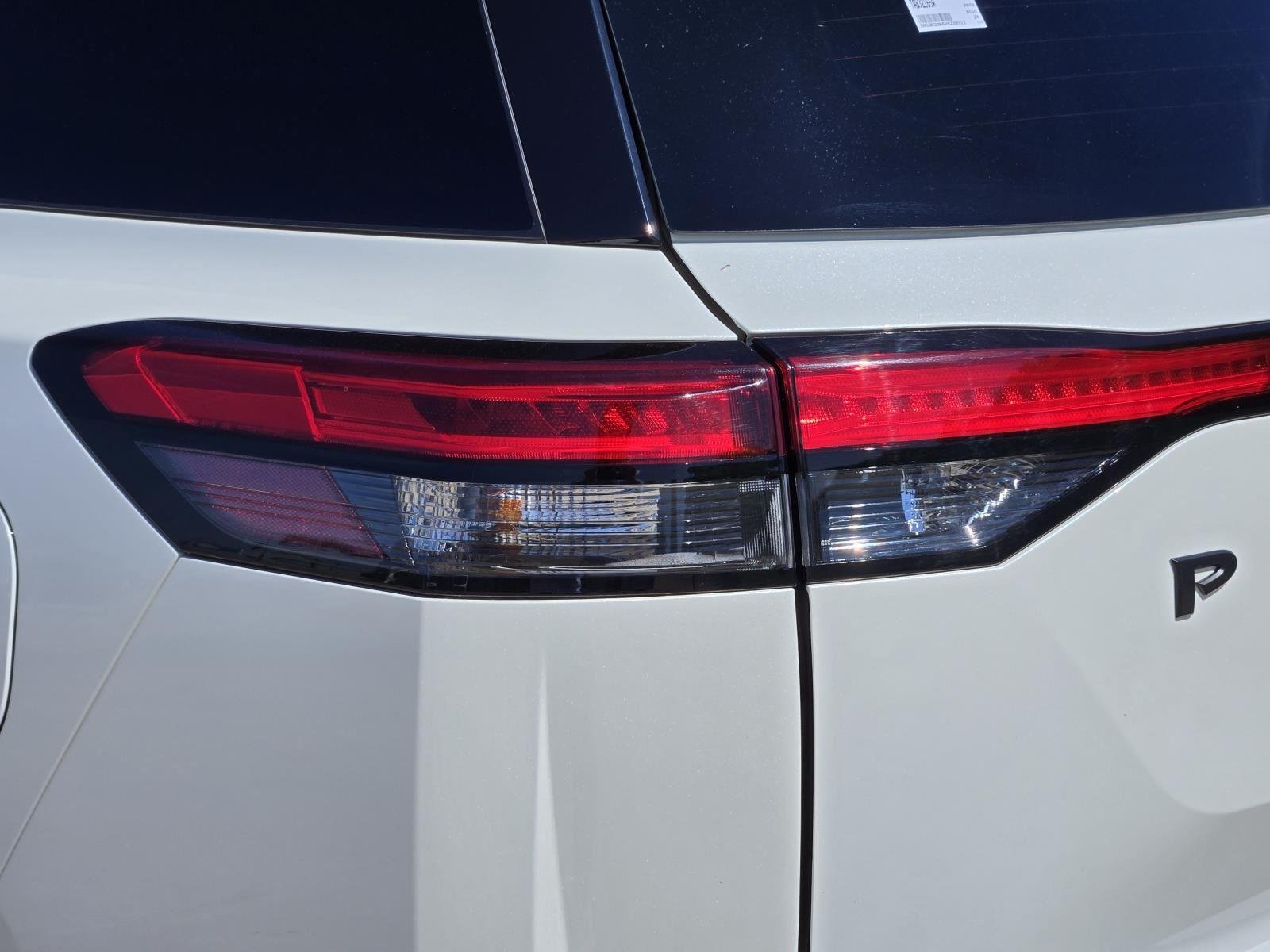 Used 2024 Pearl White Tricoat Nissan Platinum image 9
