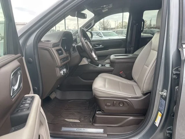 2022 GMC Yukon SLT - Photo 16