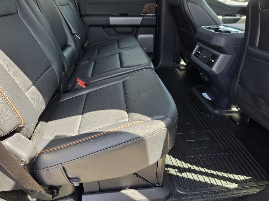 New 2026 Agate Black Metallic Ford LARIAT image 31