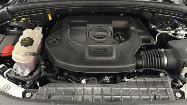 Used 2024 Diamond Black Jeep Summit image 26