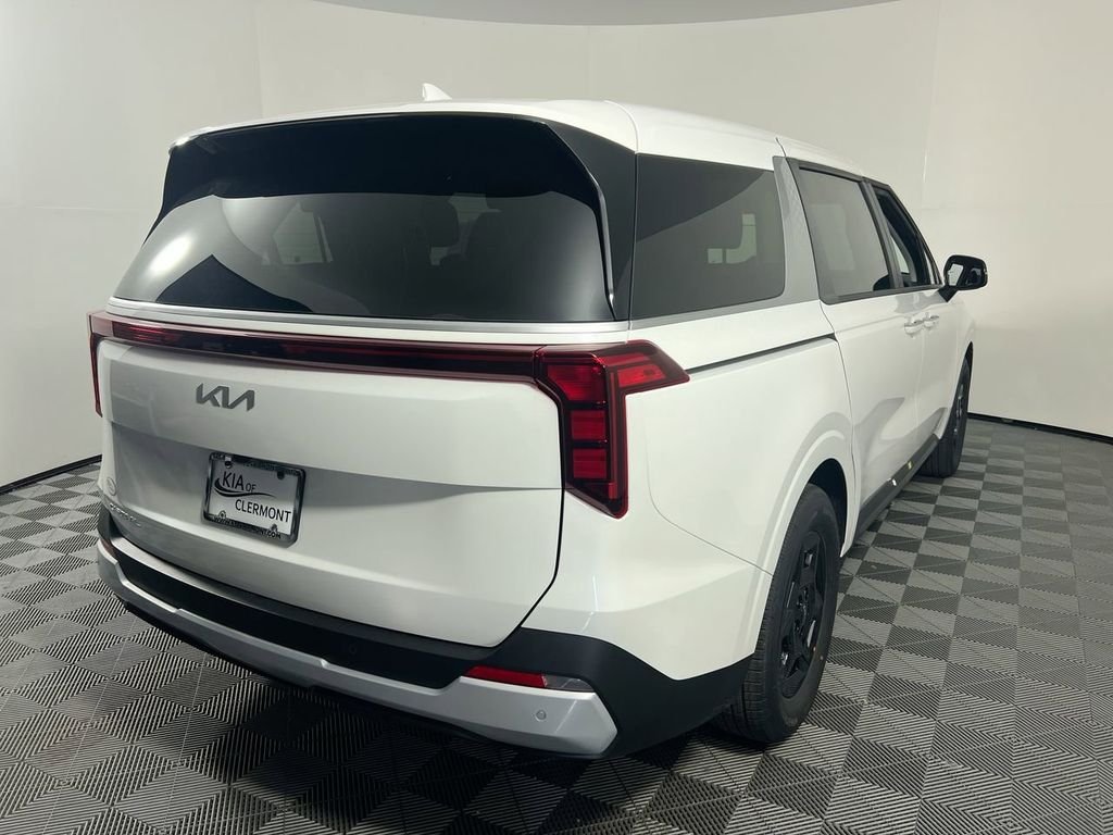 New 2026 Snow White Pearl Kia LXS image 3