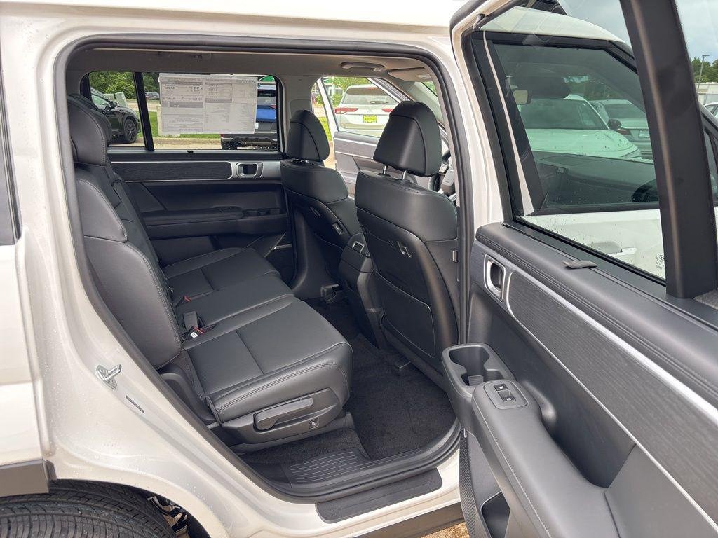 New 2026 White Hyundai Limited AWD image 33