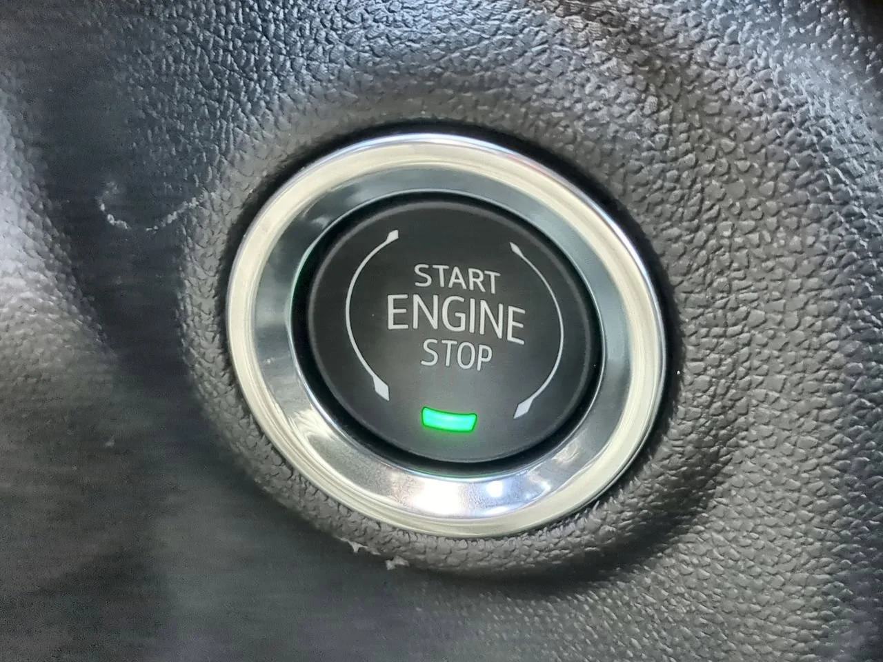 New 2026 Onyx Black GMC Pro image 16