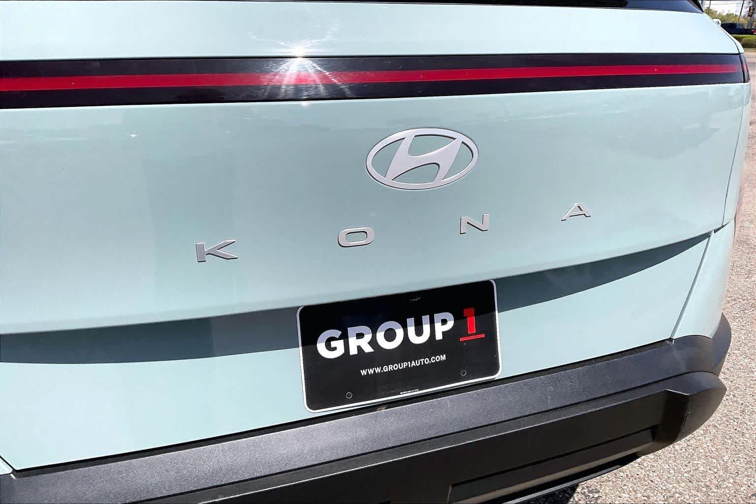 Used 2025 Mirage Green Hyundai SEL image 30